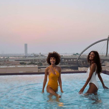 ホテル Ibis Styles Dubai Deira エクステリア 写真