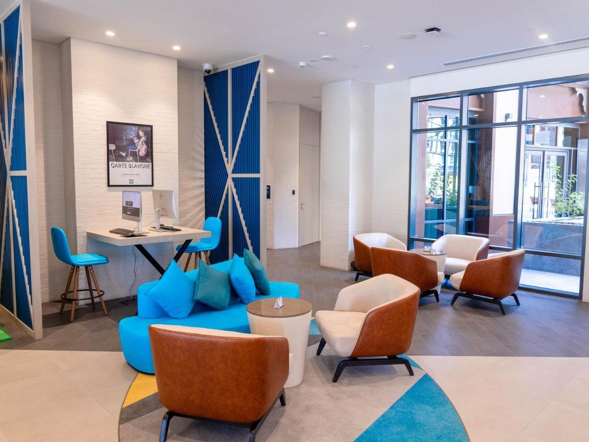 ホテル Ibis Styles Dubai Deira エクステリア 写真